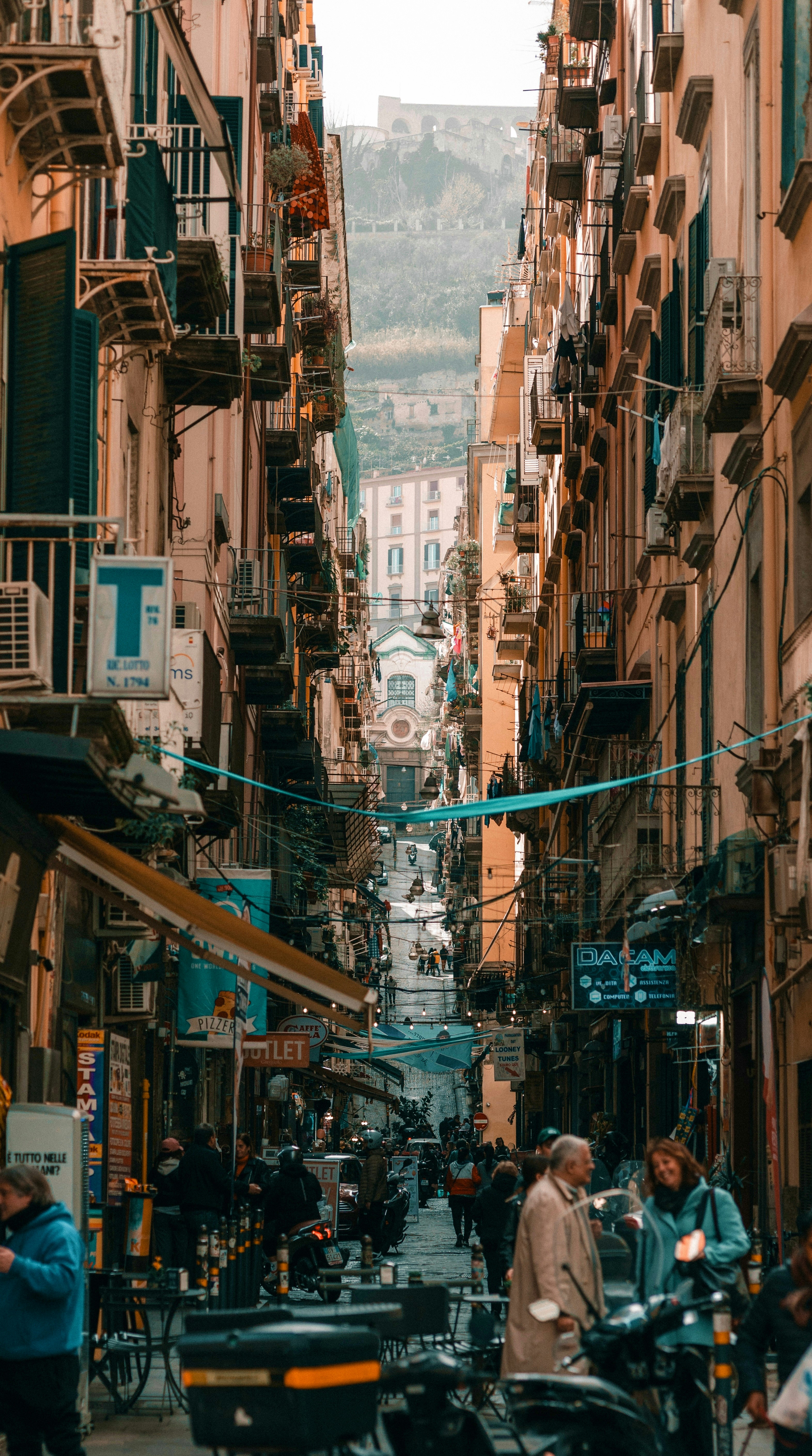 antonio-vetere-lEEZ7c2-zLc-unsplash